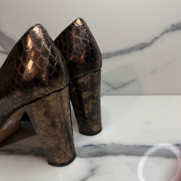 Clarks Narrative Women's Bronze Leather Kendra Sienna Pumps Heels Sz 10 FLAW - Picture 4 of 8